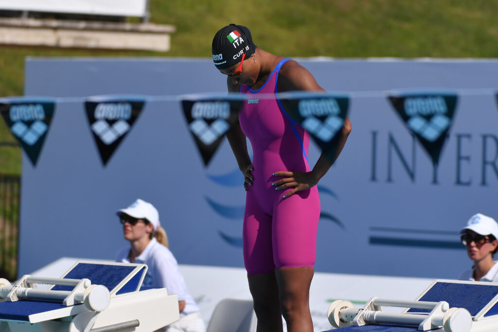 I trionfi del nuoto azzurro celebrati al CONI: Collari d’Oro a Viola Scotto Di Carlo e Sara Curtis, Palma d’Oro al Tecnico Maggiora